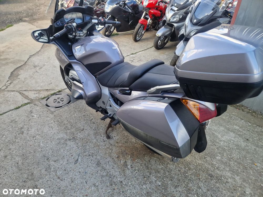 Honda ST - 8