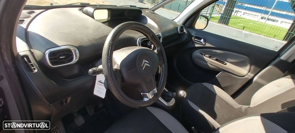 Citroën C3 Picasso 1.6 HDi Confort Airdream - 8