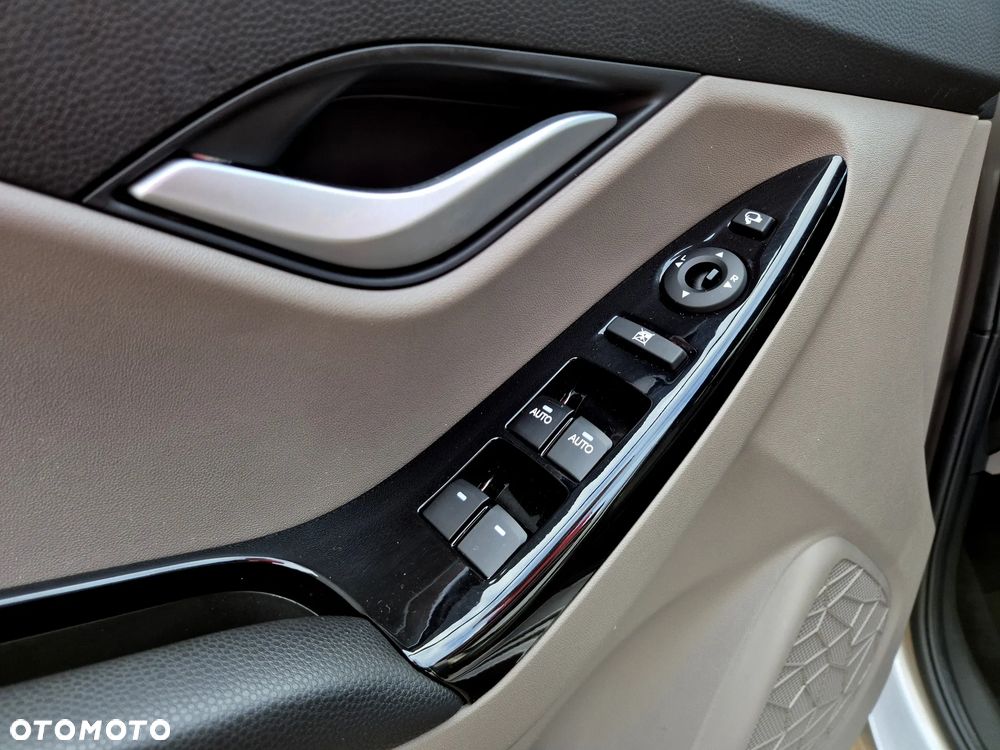 Hyundai ix20 1.6 Automatik YES Gold - 18