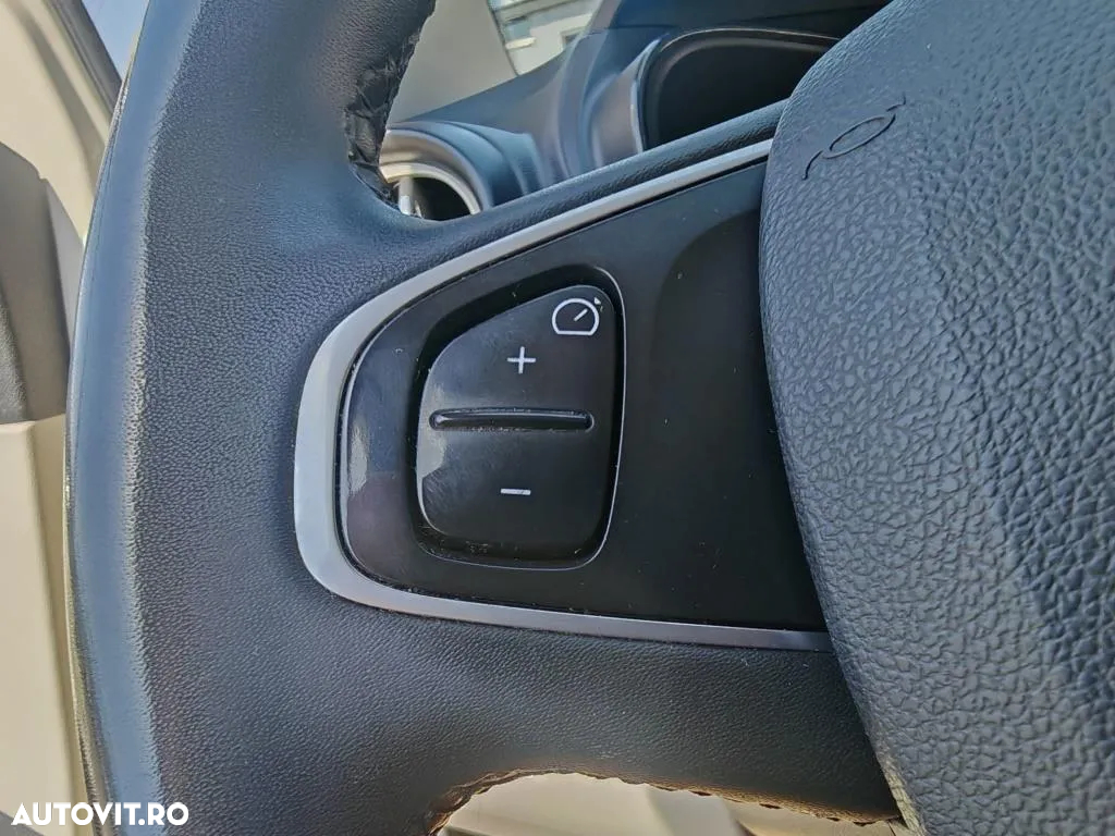Renault Captur ENERGY dCi 110 Intens - 16