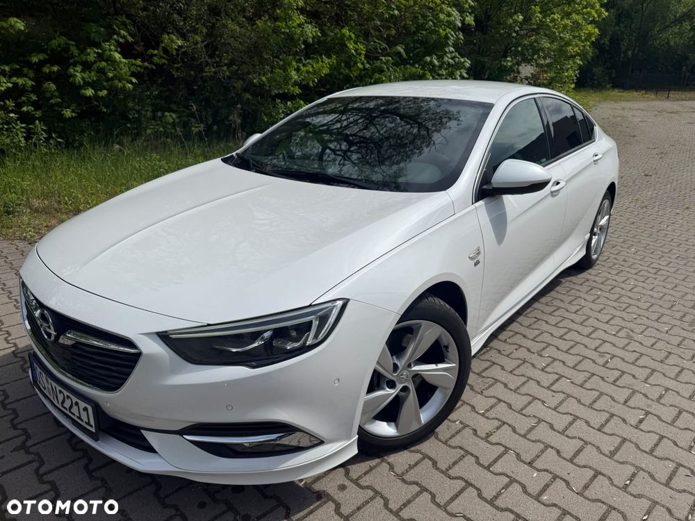 Opel Insignia 2.0 4x4 Dynamic - 1