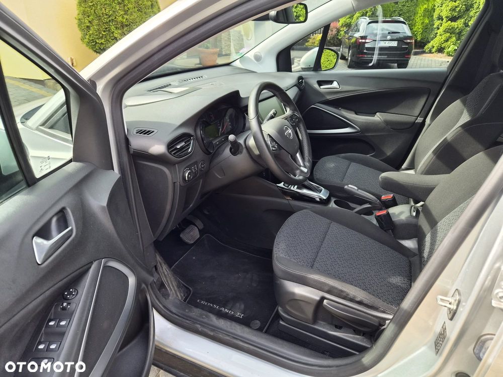 Opel Crossland X 1.2 T Design Line S&S - 7