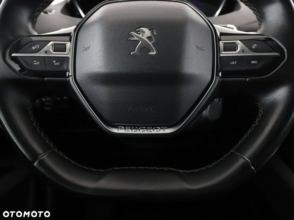 Peugeot 3008 1.5 BlueHDi Active S&S EAT8 - 22