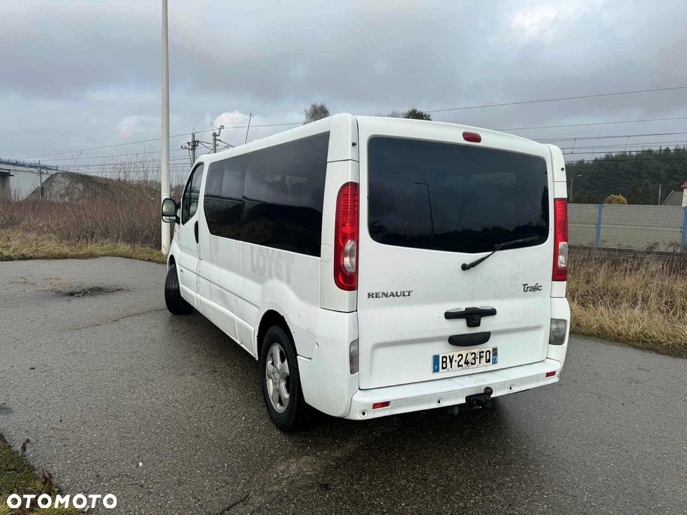 Renault Trafic FAP Passenger Black Edition - 4