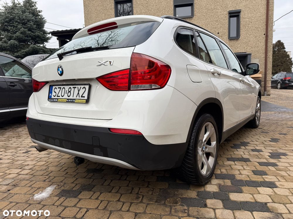 BMW X1 sDrive18d xLine - 9