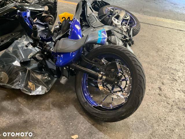 Yamaha MT - 2