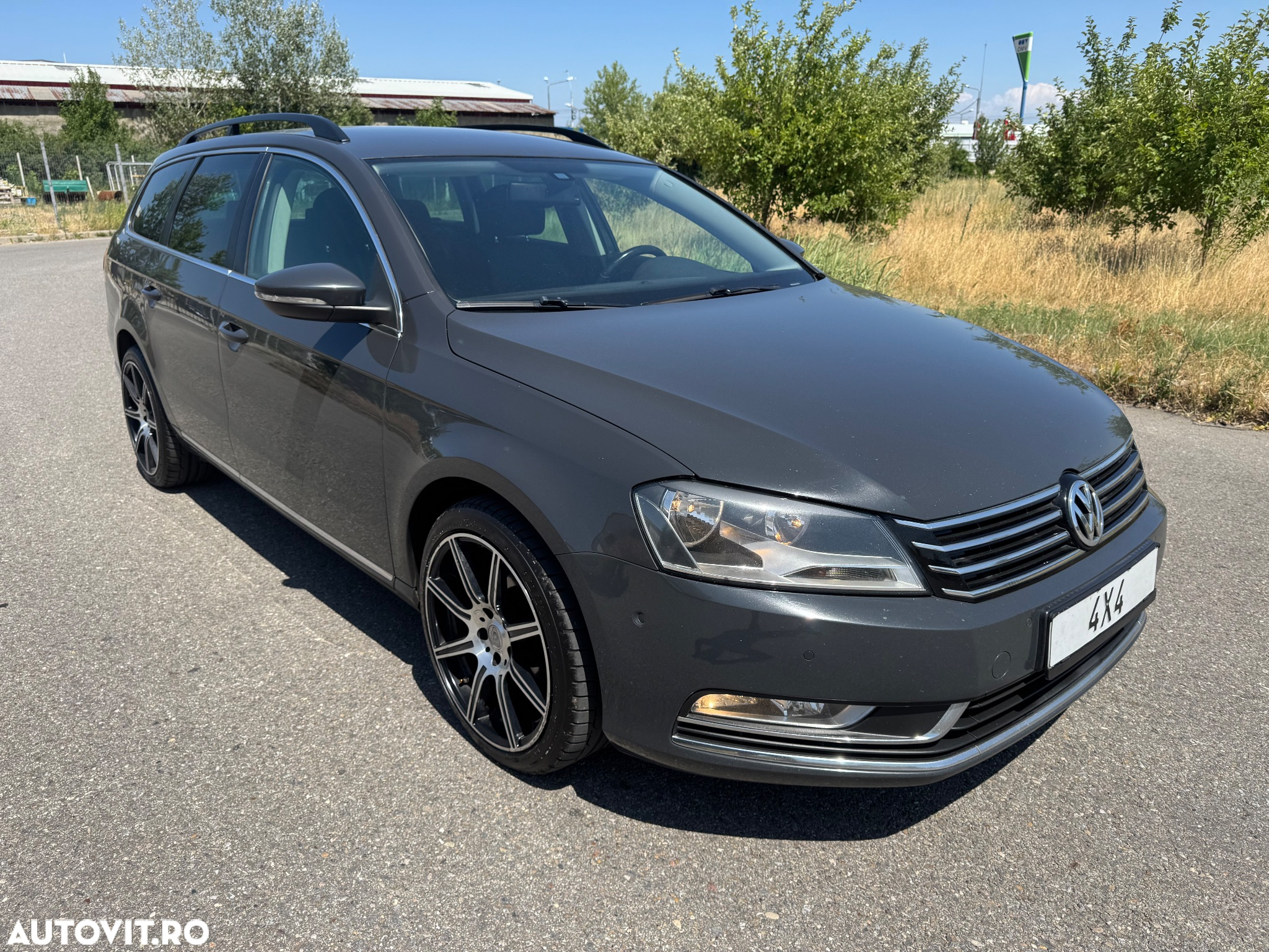 Volkswagen Passat - 2