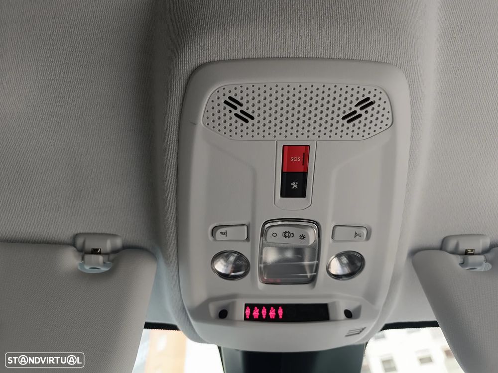 Peugeot e-208 Active Pack - 24