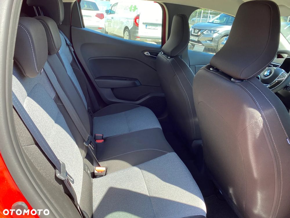 Mitsubishi Colt 1.0T Invite - 12