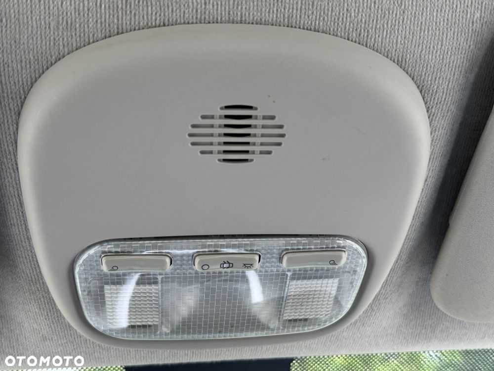 Peugeot 207 95 VTi forever - 32