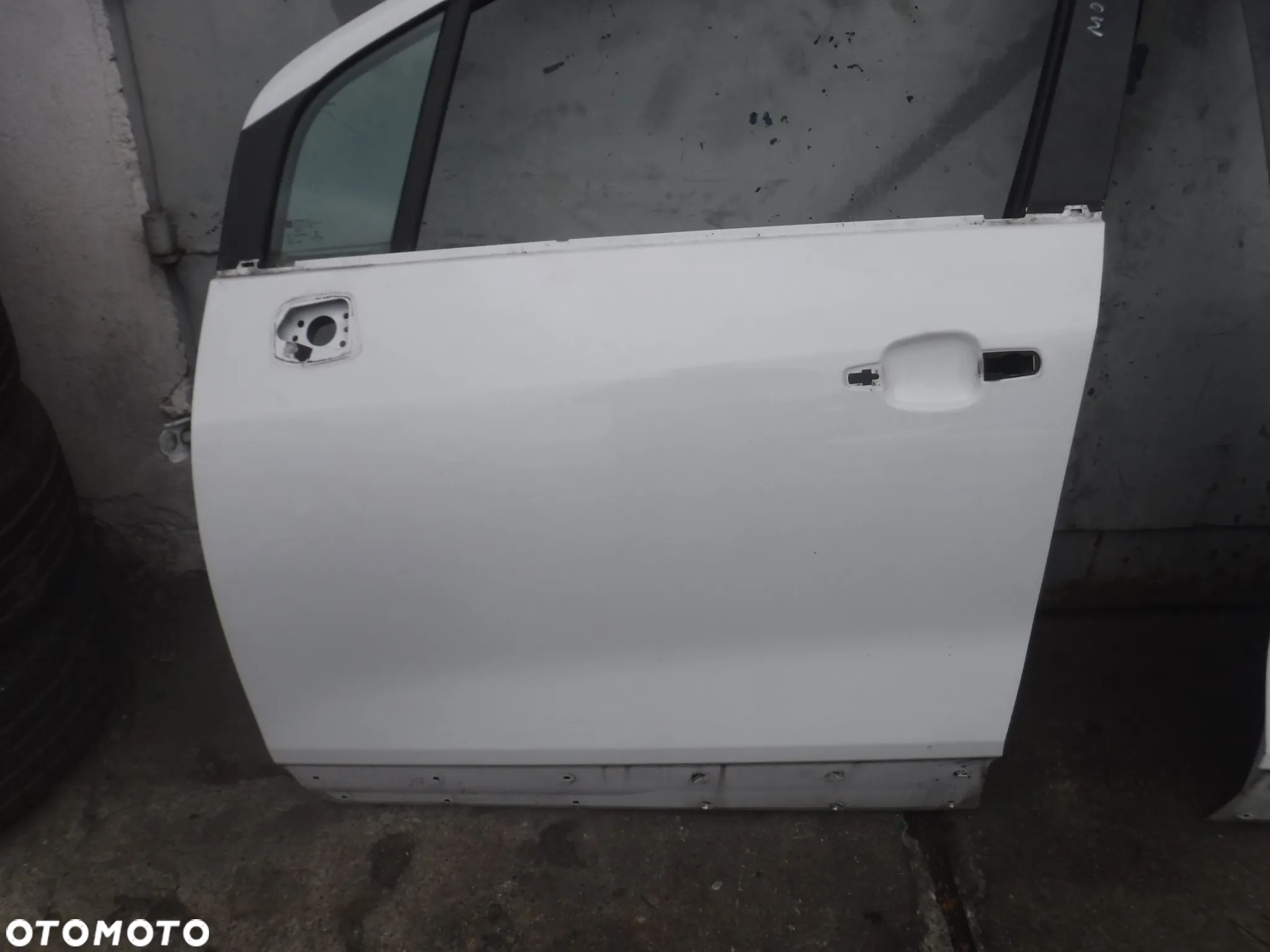 Opel Mokka  12-16 drzwi przod lewe  prawe lewe kolor GAZ - 5