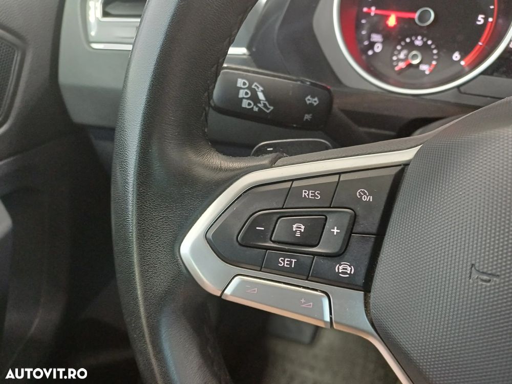 Volkswagen Tiguan 2.0 TDI SCR DSG 4Motion Life - 12