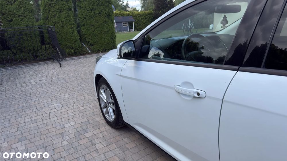 Ford Focus 1.0 EcoBoost SYNC Edition ASS PowerShift - 21