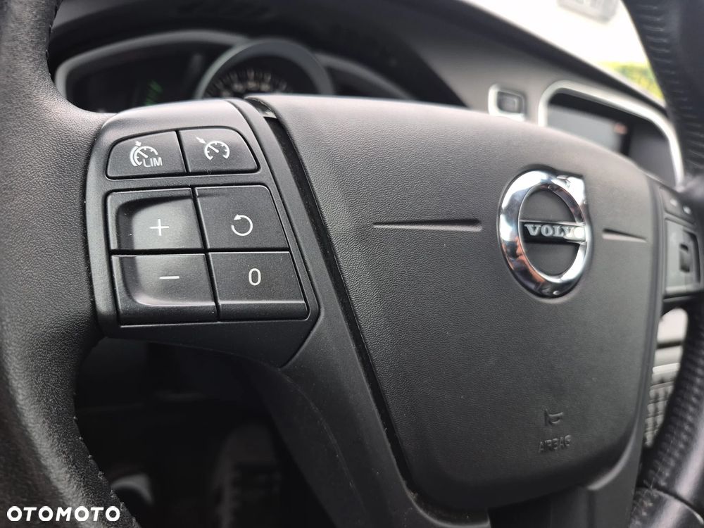 Volvo V40 - 15