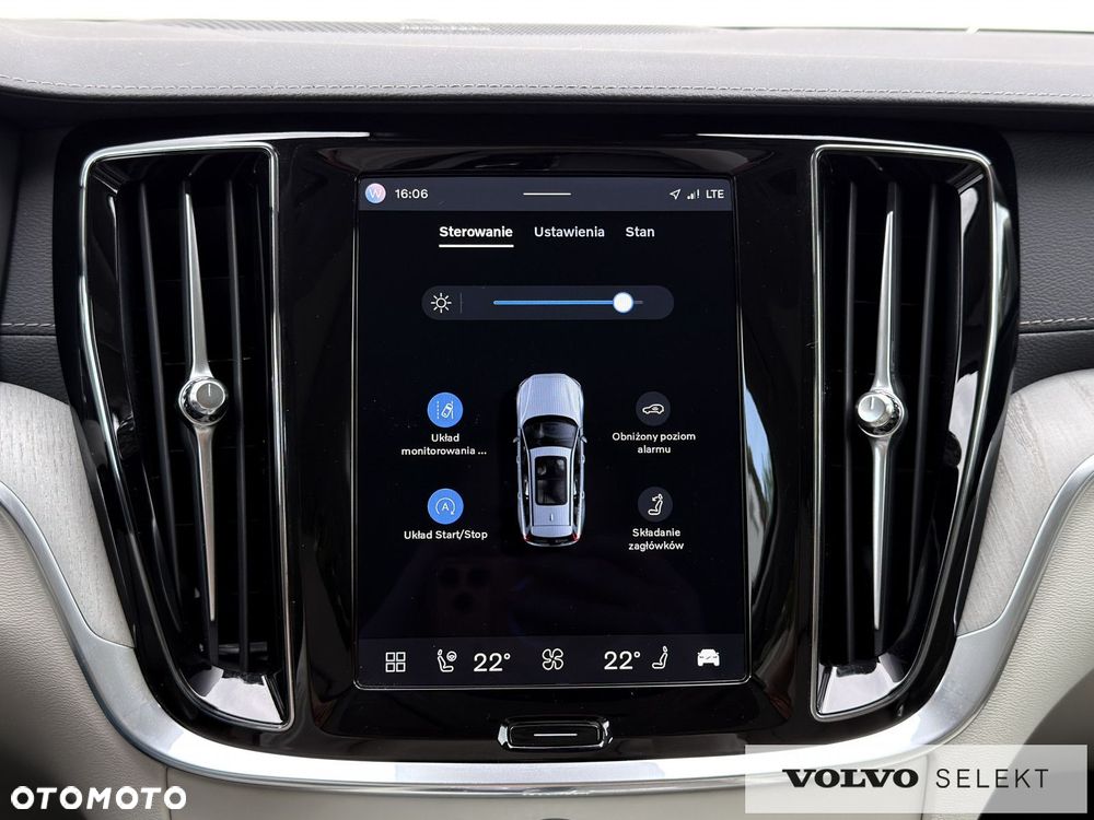 Volvo V60 Cross Country - 34