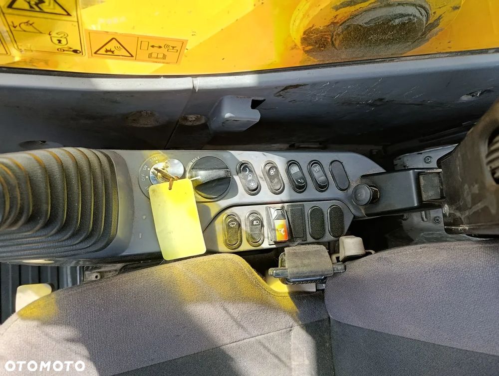 Komatsu PC 360 LC-11 - 30