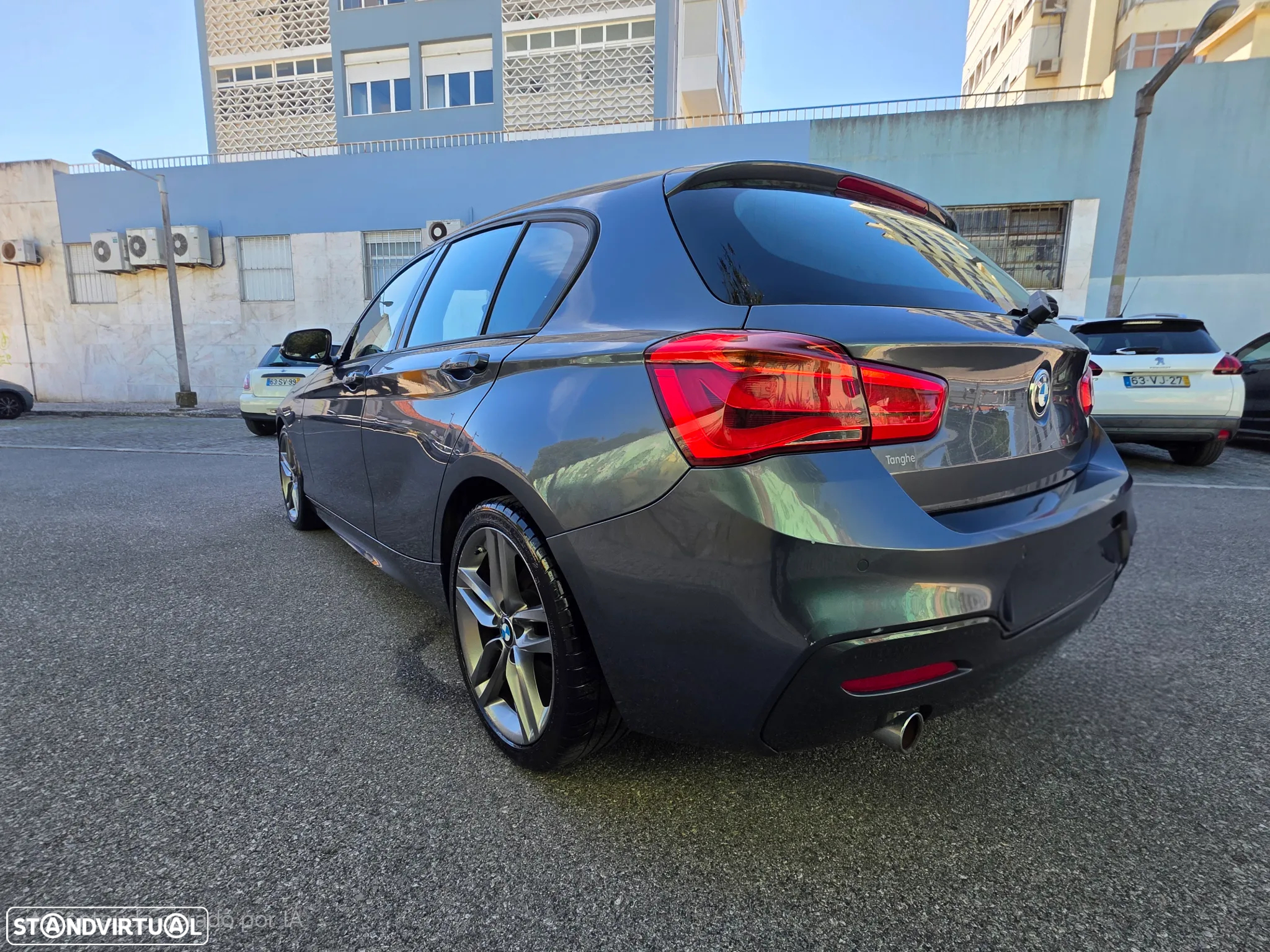 BMW 118 d Pack M - 4