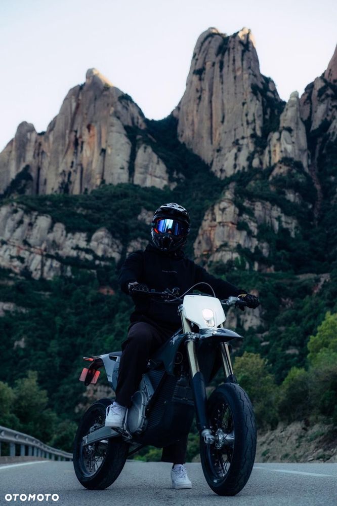 Stark Future VARG - 10