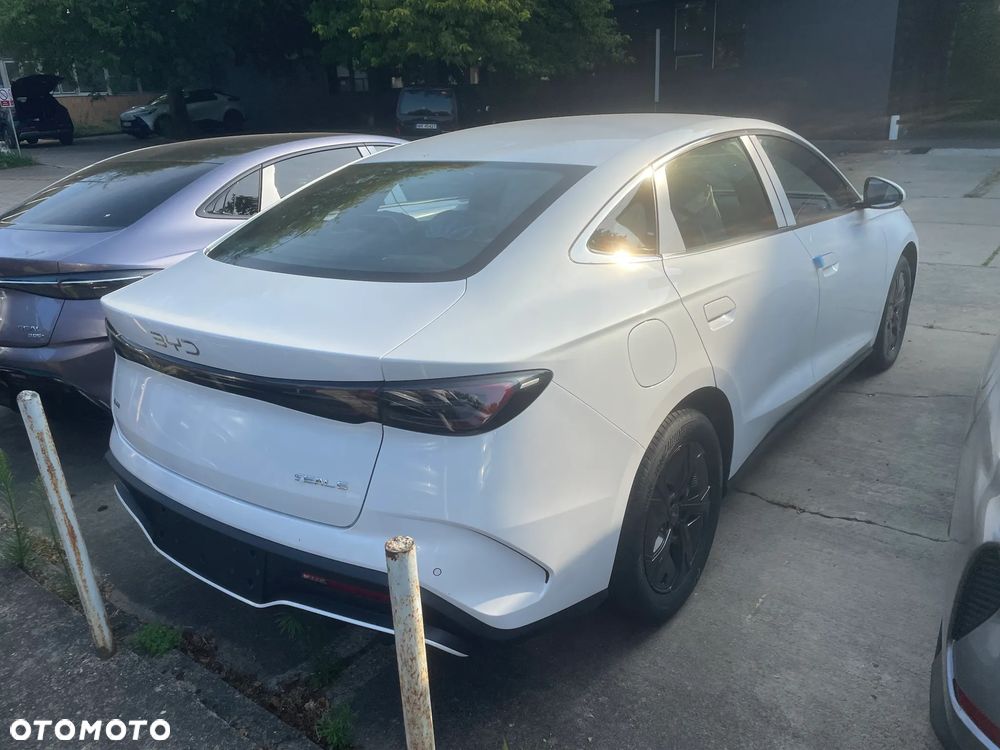 BYD Seal 6 - 4