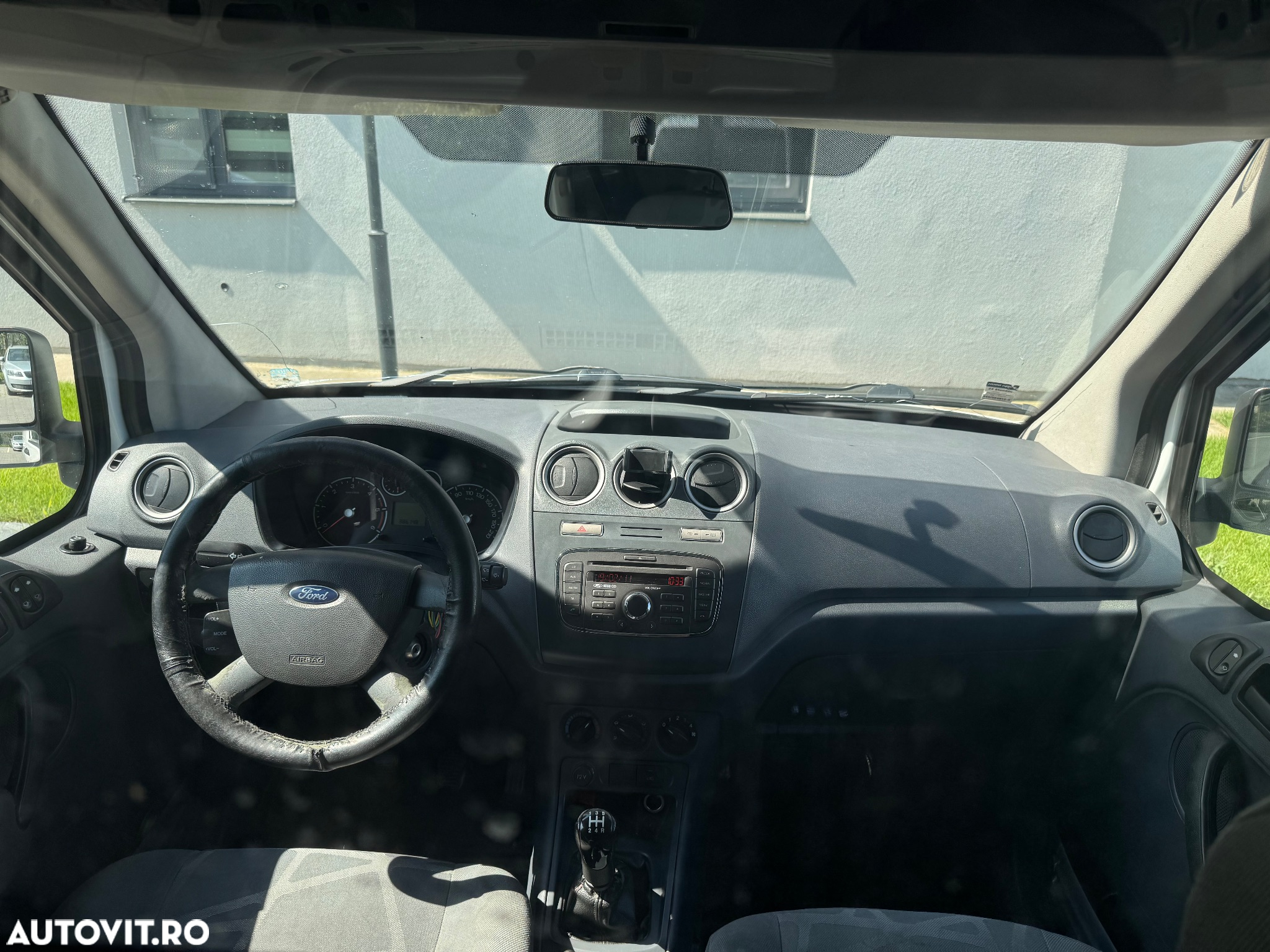 Ford Transit Connect - 7