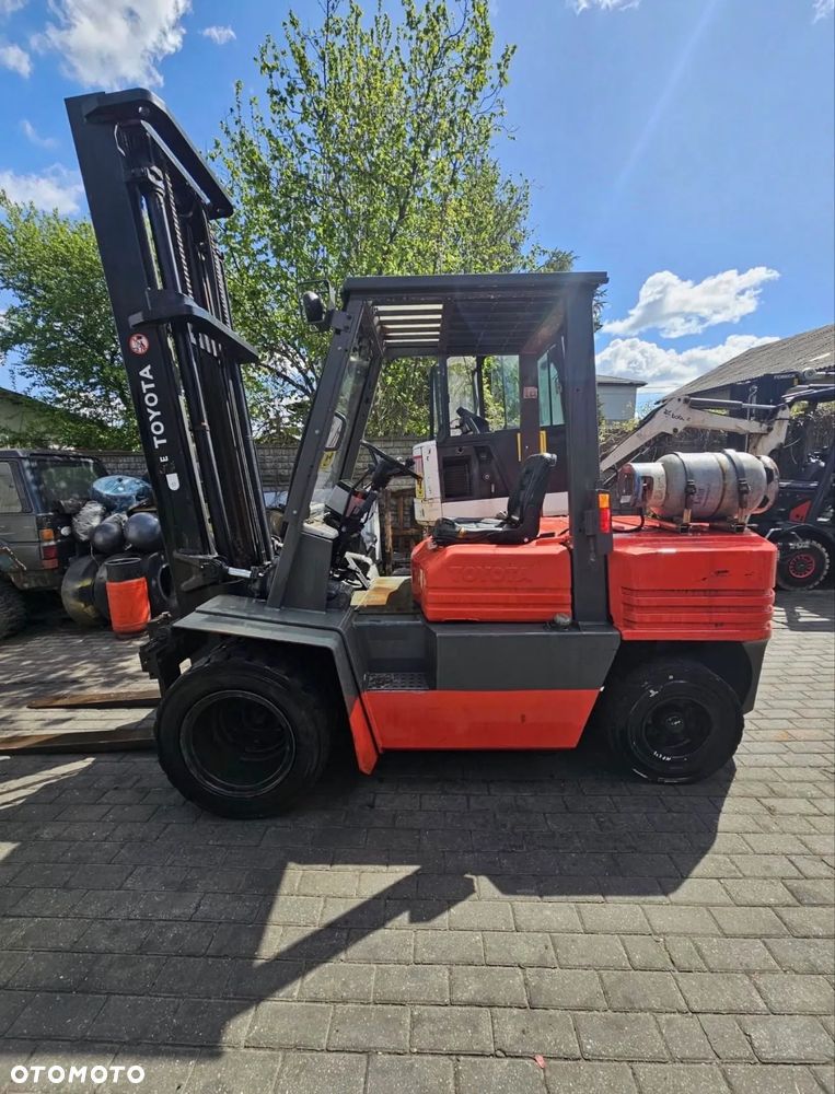 Toyota 5FG35 - 1