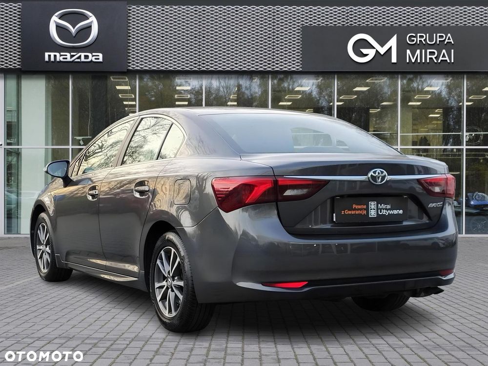 Toyota Avensis 1.8 Premium - 3