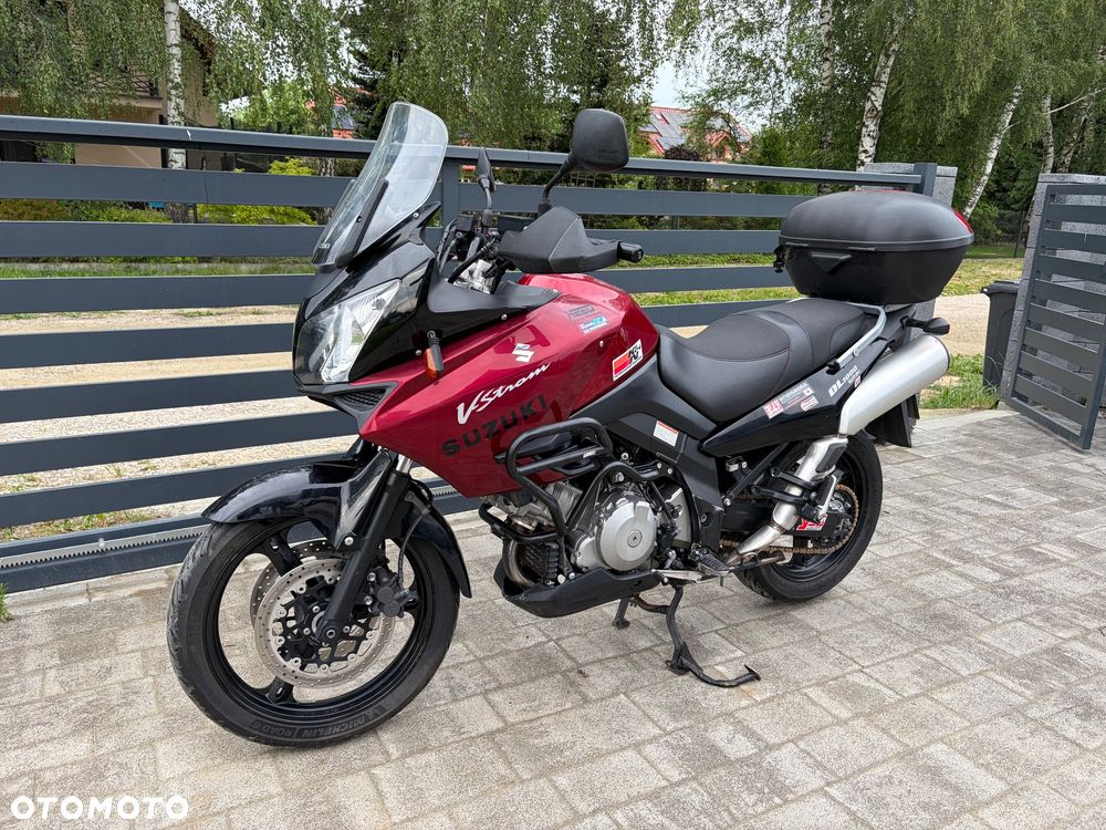 Suzuki V-STROM - 1
