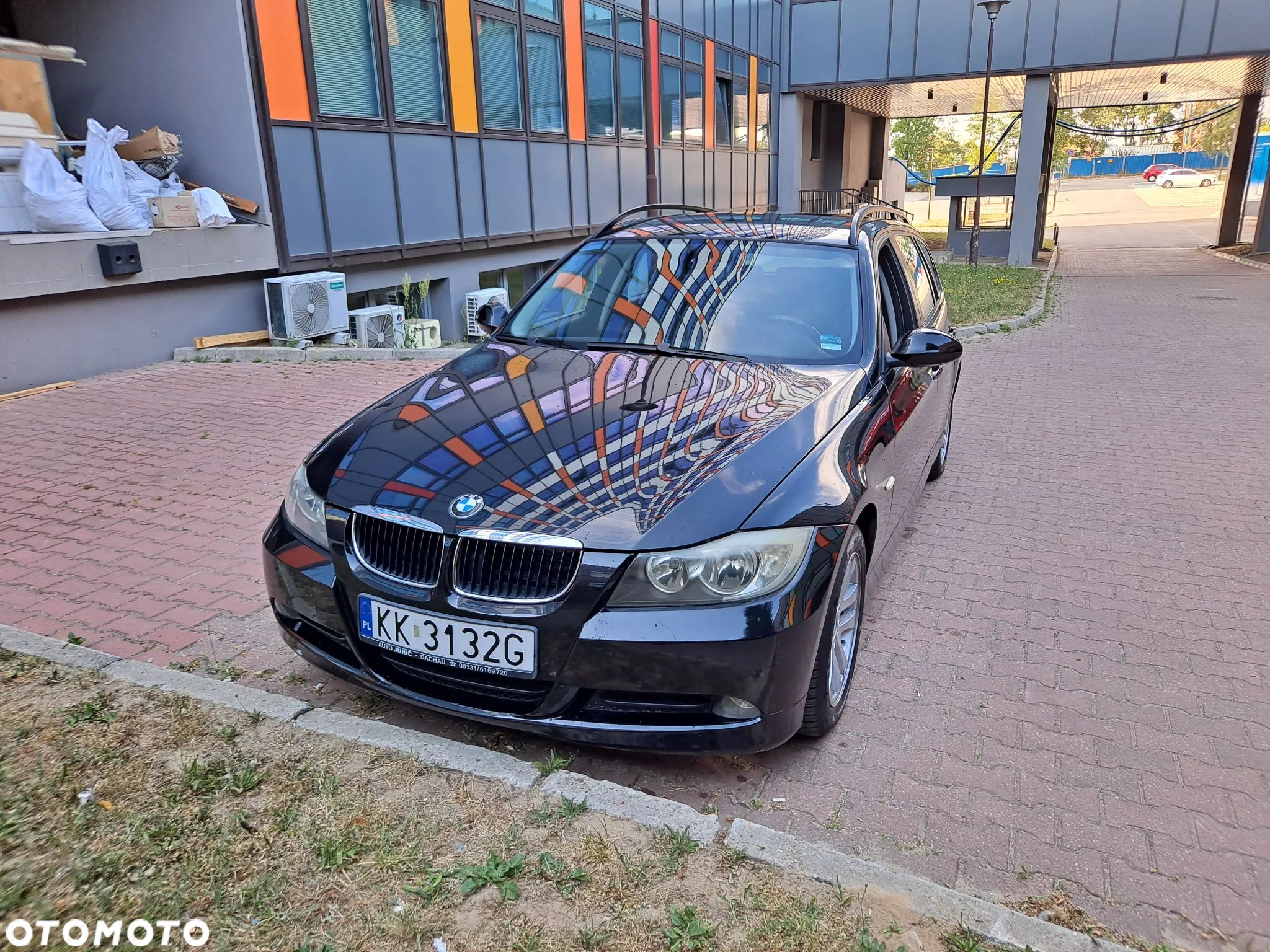BMW Seria 3 318i - 1