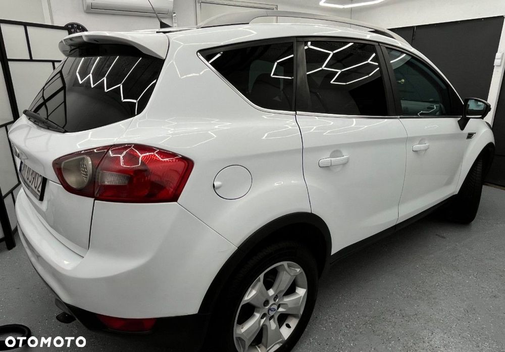 Ford Kuga - 18