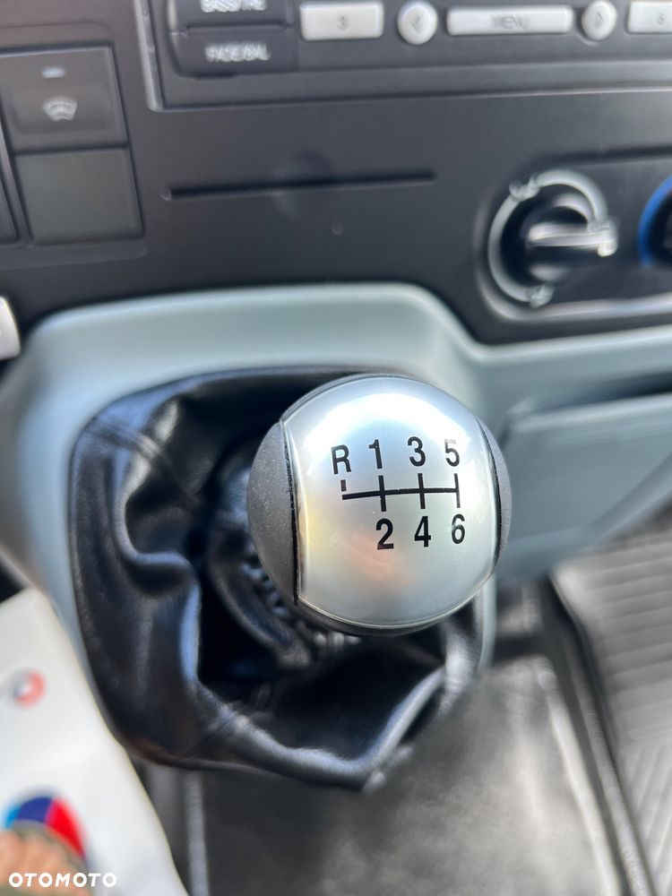 Ford Transit Furgon Brygadowy Załogowy Doka 6 os. L3H2 2.4 TDCI 140KM HAK Wyciągarka - 25