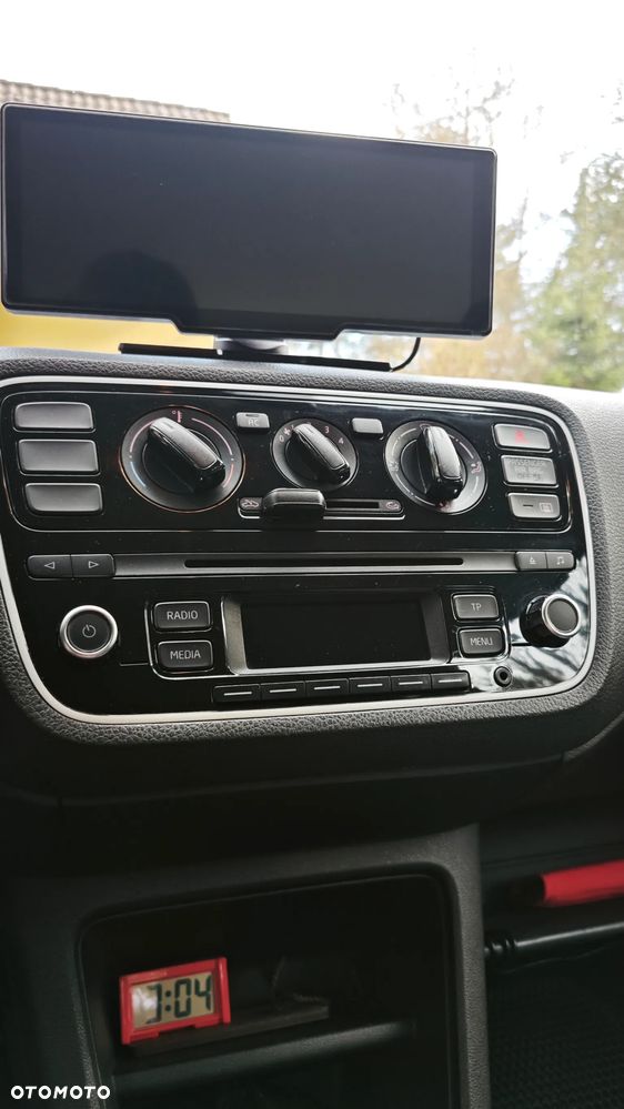 Volkswagen up! Standard - 11