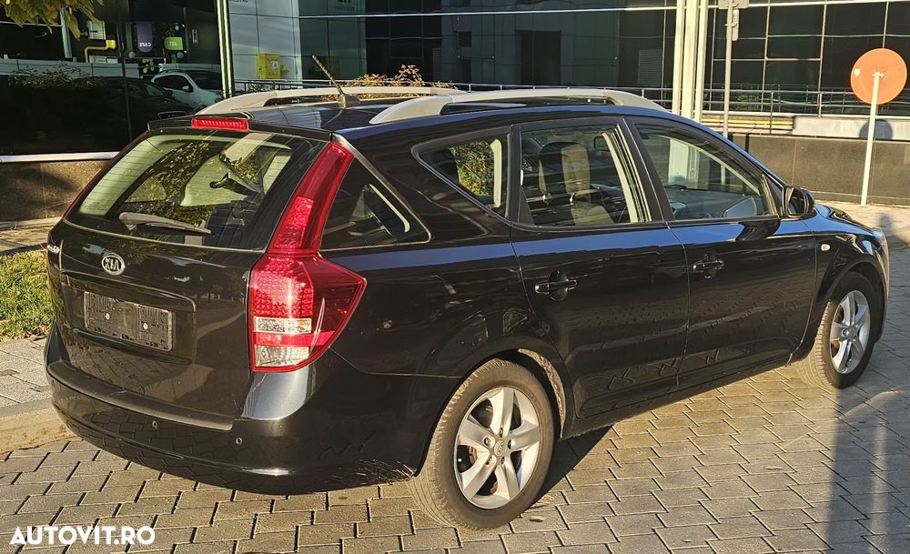 Kia Ceed - 6