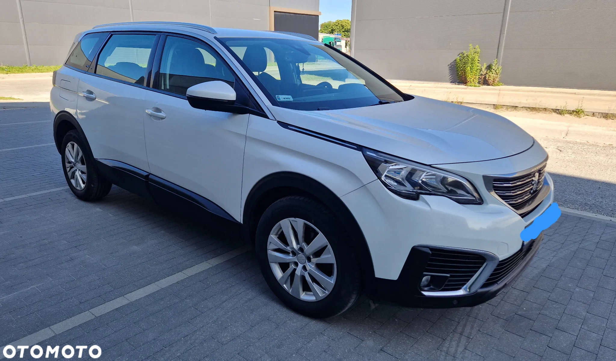 Peugeot 5008 1.6 THP Allure S&S EAT6 - 3