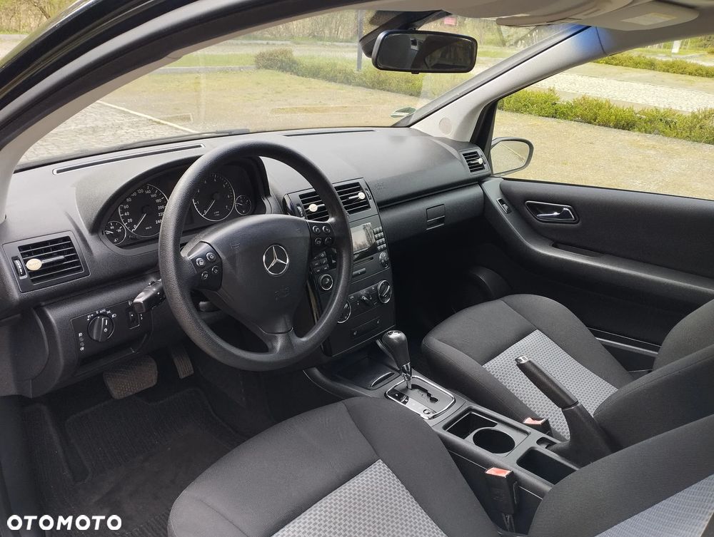 Mercedes-Benz Klasa A 150 Autotronic Elegance - 20