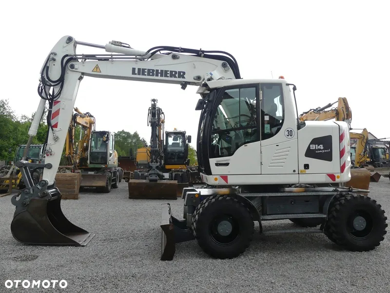 Liebherr A914 Compact / Sprowadzona / Serwisowana / - 6