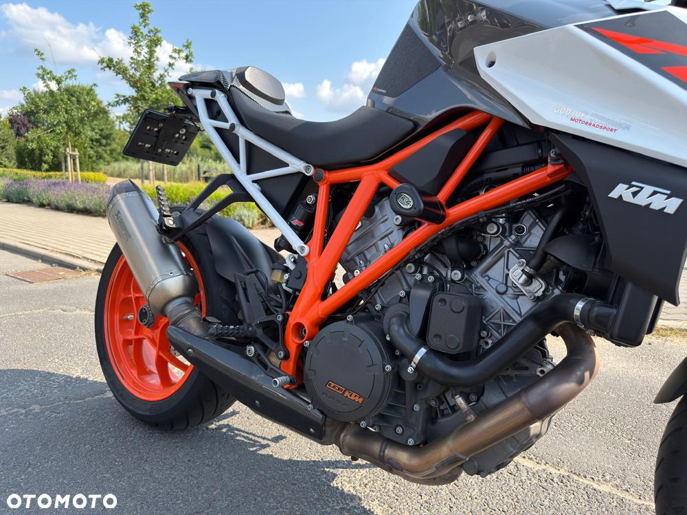 KTM Super Duke - 10