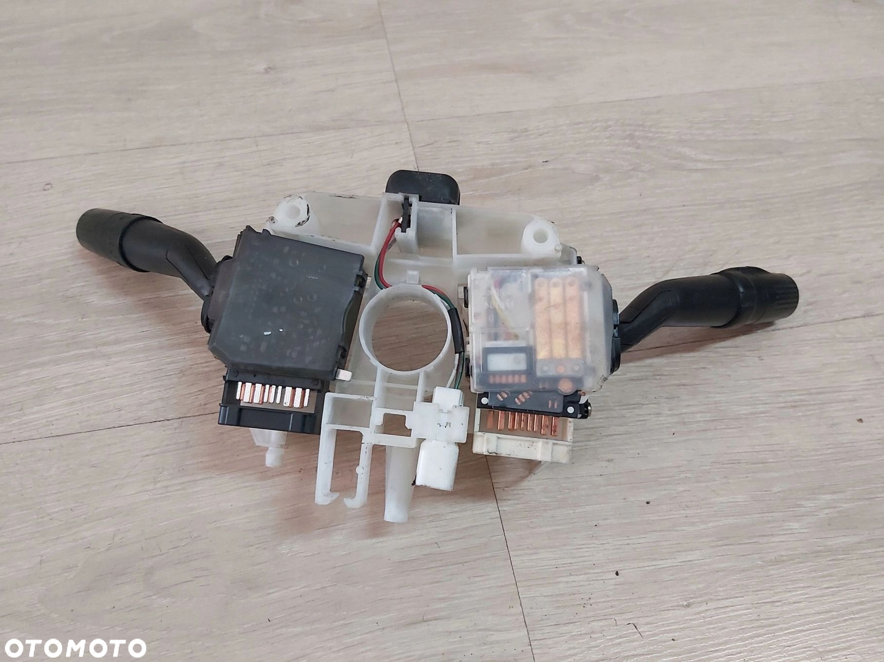 SUBARU Impreza II WRX STI przełącznik zespolony manetka świateł 88111FE440 - 5