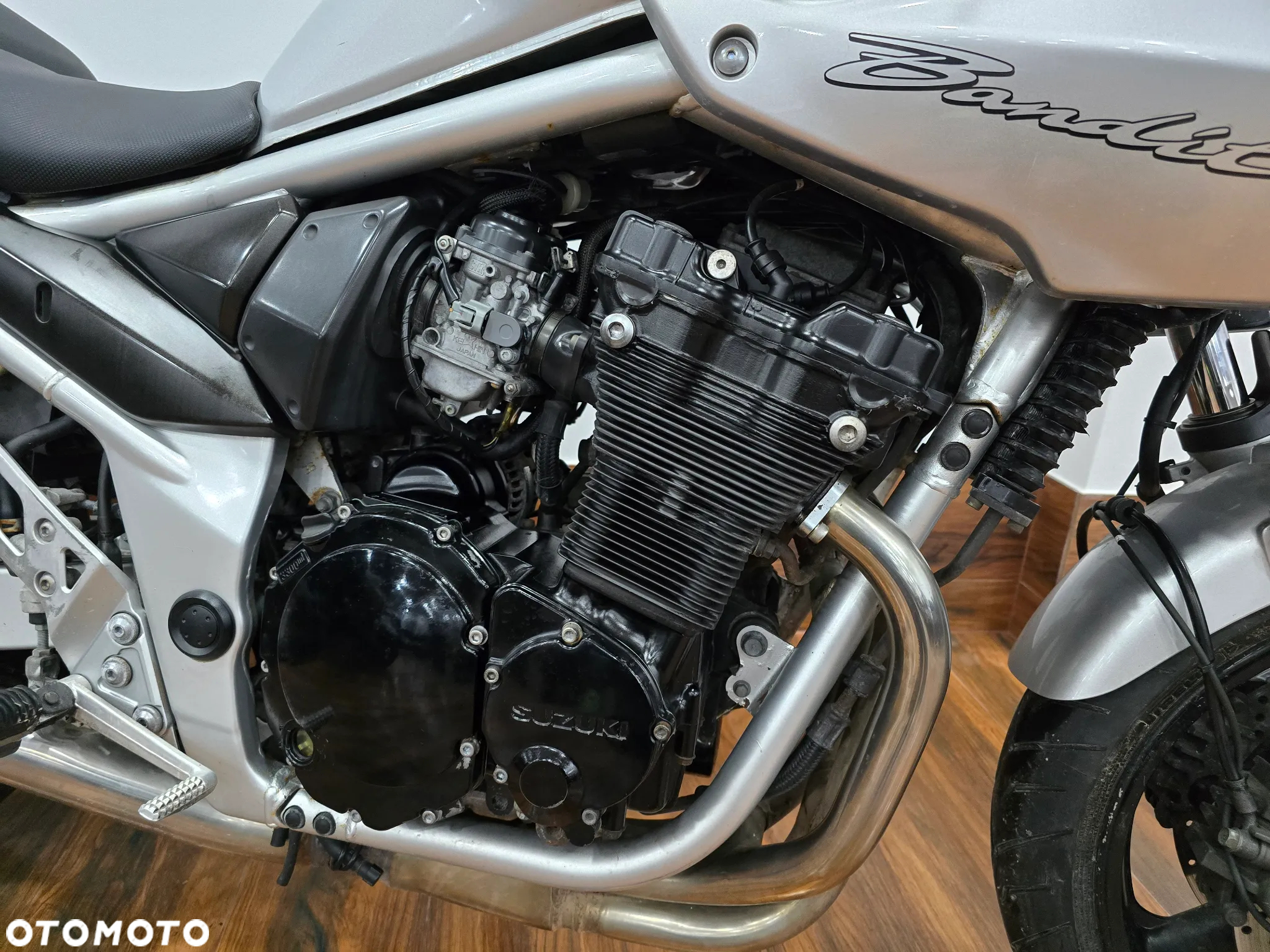 Suzuki Bandit - 16