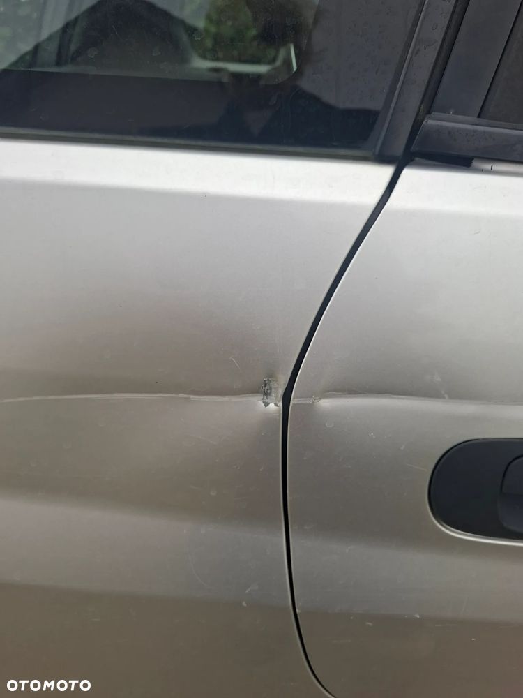 Mitsubishi Space Star - 5