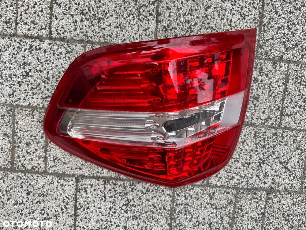 MERCEDES ML W164 LIFT LAMPA PRAWA PRAWY TYL EU A1649064300 - 1