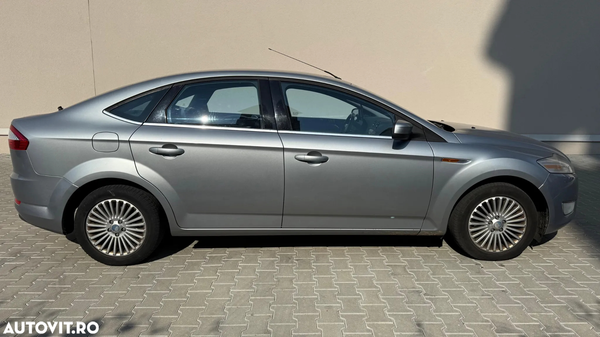 Ford Mondeo - 4