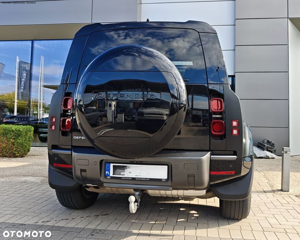 Land Rover Defender - 10