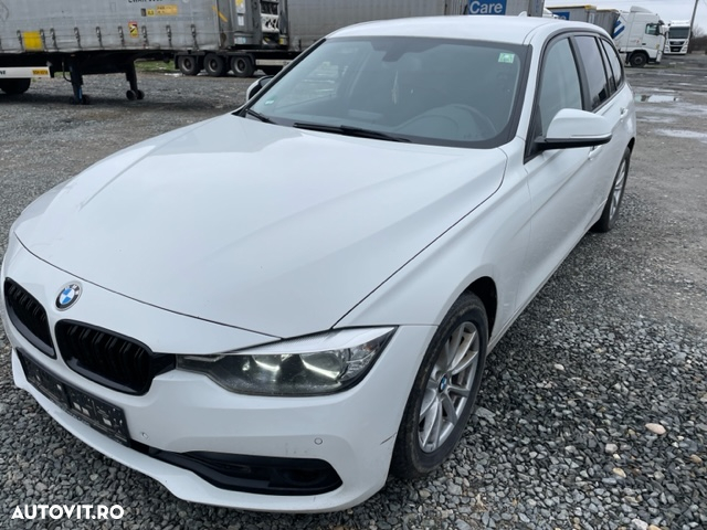 Dezmembrez BMW 318 D Model F30 F31 an 2016 - 3