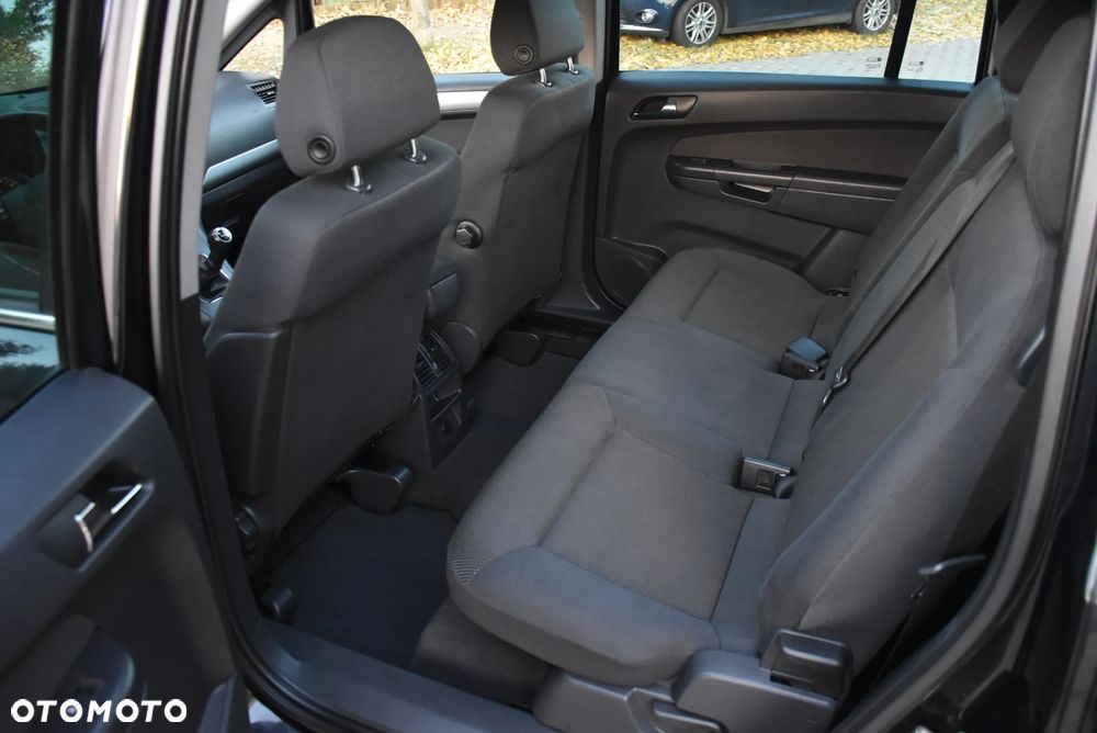 Opel Zafira 1.8 Navi - 22