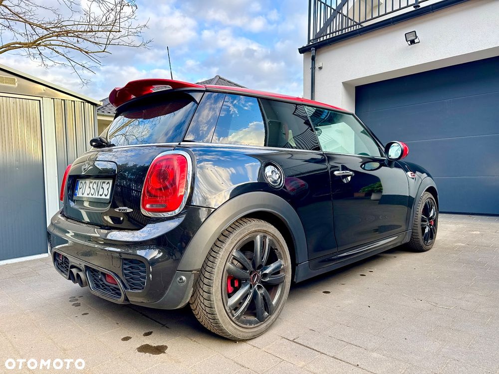 MINI John Cooper Works - 7