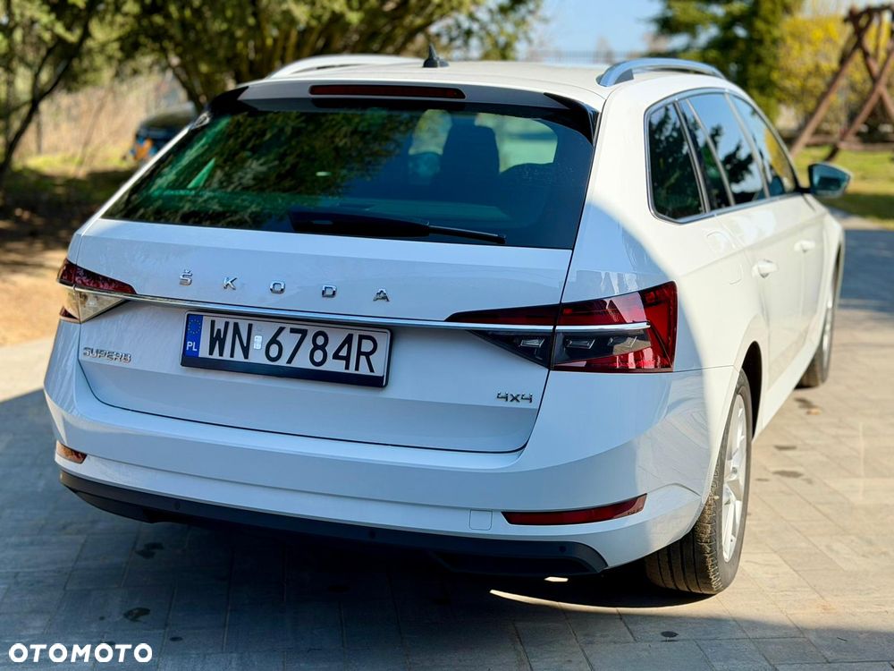 Skoda Superb 2.0 TDI SCR 4x4 Style DSG - 12