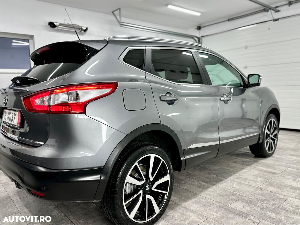 Nissan Qashqai 1.6 DCI 4 x 4 DPF tekna - 36