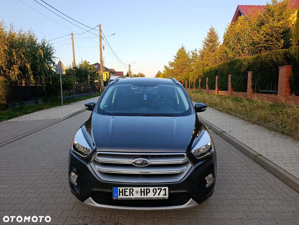 Ford Kuga 2.0 TDCi 2x4 Titanium - 10