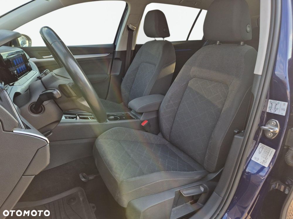 Volkswagen Golf - 11