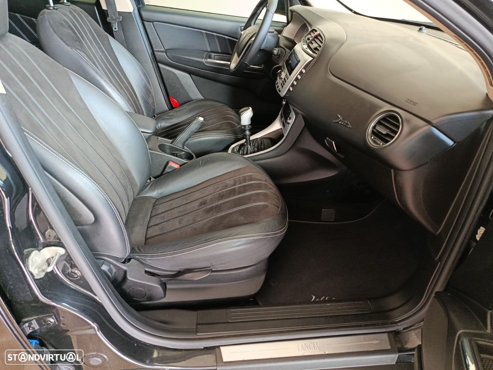Lancia Delta 1.6 M-Jet Oro - 30